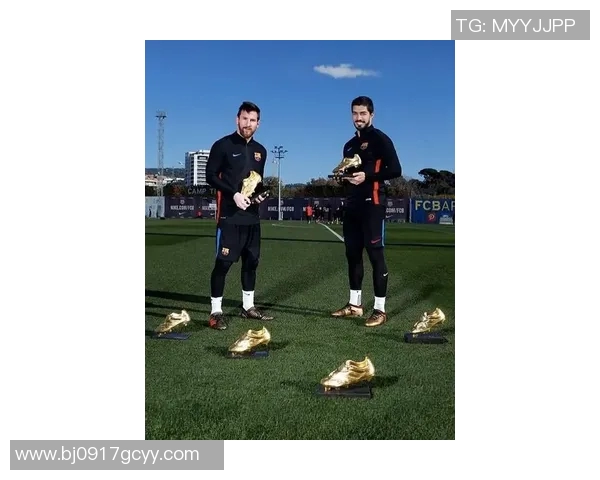 梅西再次入选西甲最佳前锋金球先生斩获个人第七座金靴