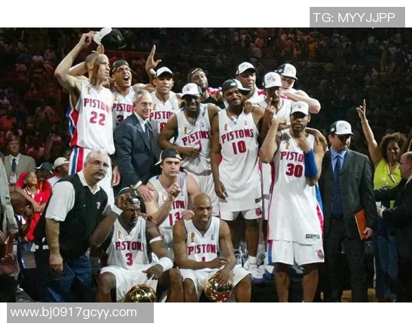 小加索尔复出壮观发挥，活塞队难以防守