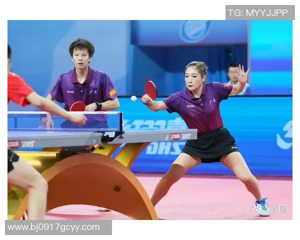 热火与山猫激战成61分悬殊比分赛场精彩瞬间回顾与分析 热火与山猫激战成61分悬殊比分赛场精彩瞬间回顾与分析