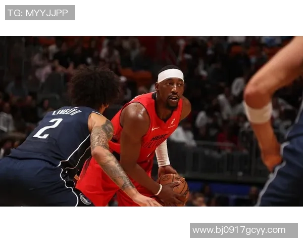 热火与独行侠精彩对决回放分析及赛后精彩瞬间回顾 热火与独行侠精彩对决回放分析及赛后精彩瞬间回顾